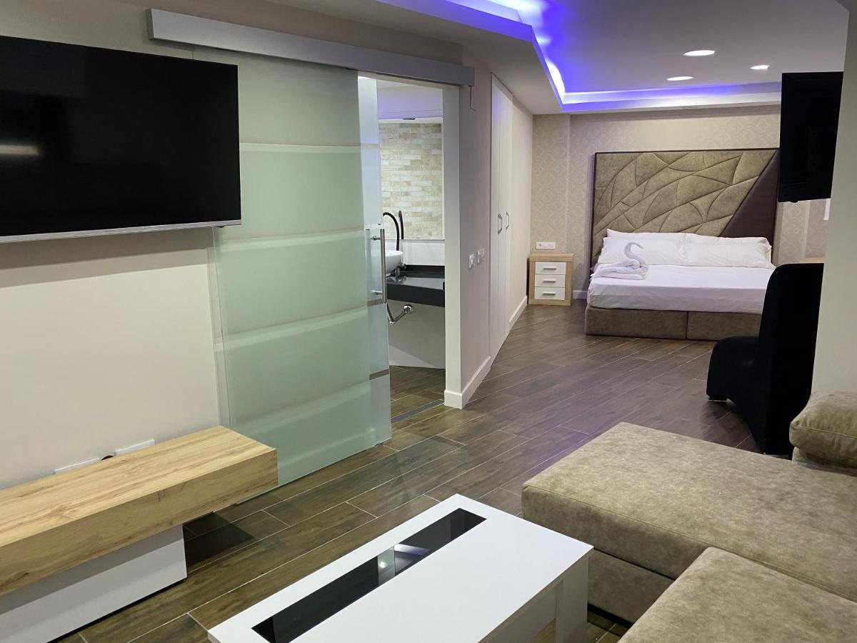Apartamentos Las 7 Esencias Лінарес Екстер'єр фото